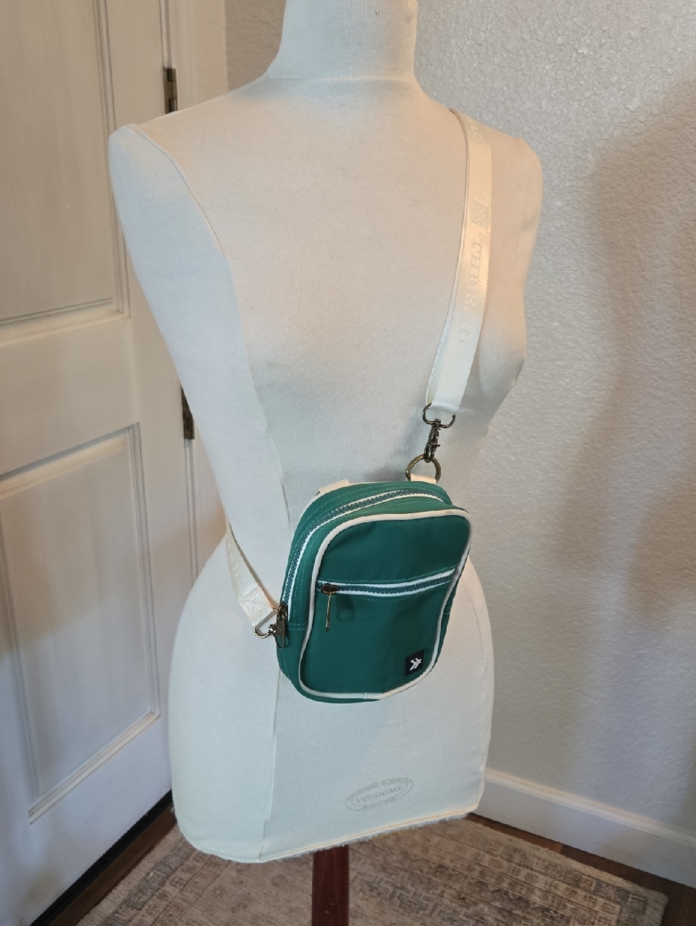 Thread & Supply Green Crossbody Mini Bag with White Strap